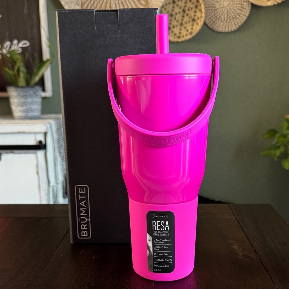 BruMate Resa 35oz in Vivid Magenta! New! Limited Edition!